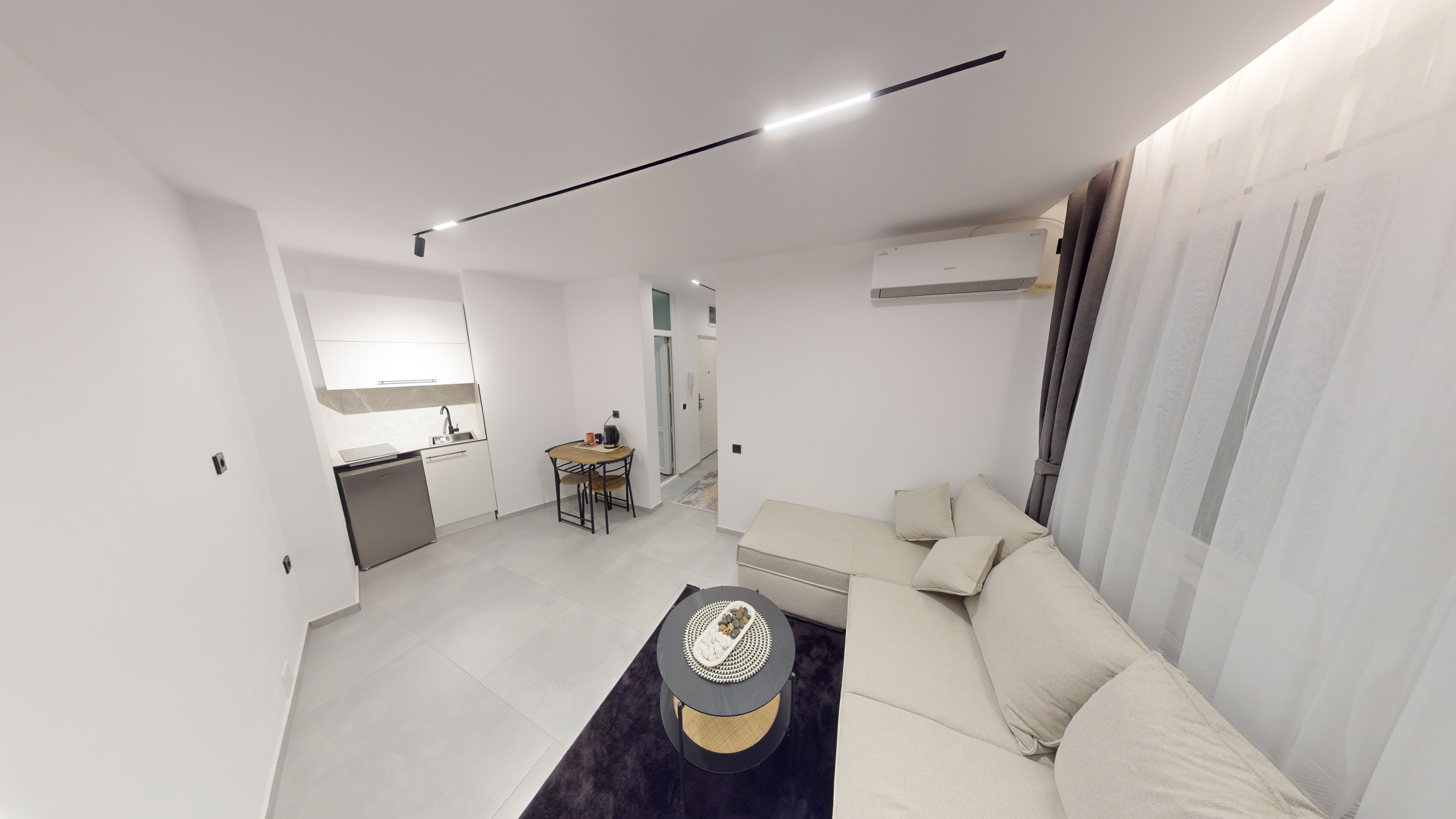 Enzo's Apartment nr.4